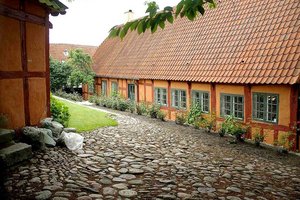 Im Ort Oer Ebeltoft in Jütland image-16248