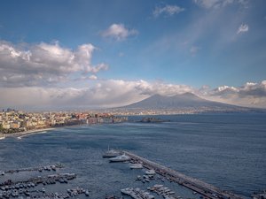 Blick über Neapel zum Vesuv image-16100