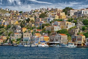 Im Hafen von Symi image-3536