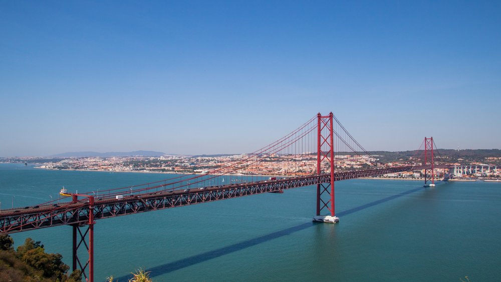 Die ponte 25 de abril in Lissabon Die ponte 25 de abril in Lissabon