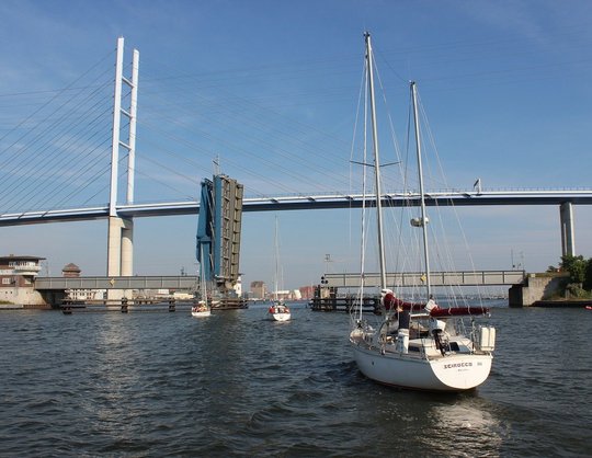 Blick auf die Rügenbrücke bei Stralsund Blick auf die Rügenbrücke bei Stralsund