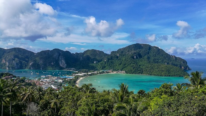 phi-phi-island-5076128_1280