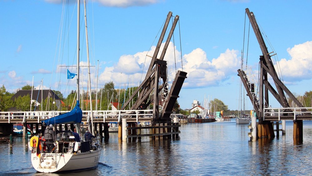 Klappbrücke bei Greifswald Wieck Klappbrücke bei Greifswald Wieck