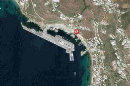 Mykonos_-_Marina_Tourlos