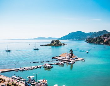 alexander-mils-dpKpRm5qSHM-unsplash