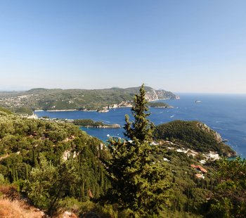 pier-averara-pHGvUtDfBhY-unsplash