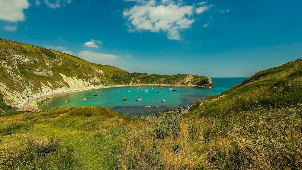 Die Bucht Lulworth Cove in Dorset Die Bucht Lulworth Cove in Dorset