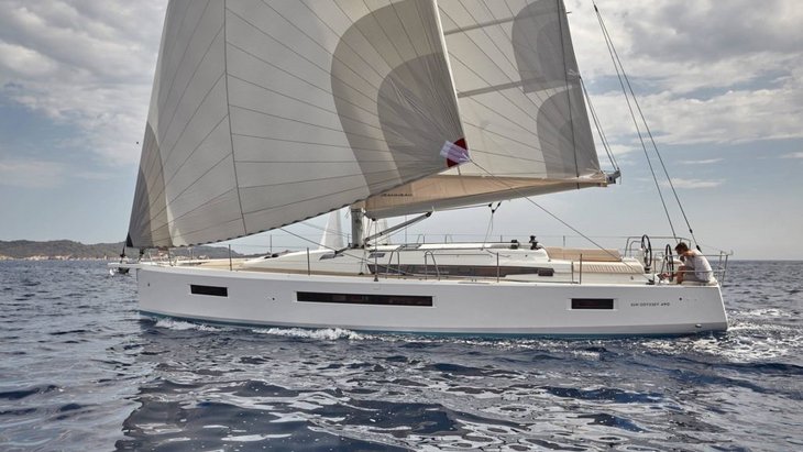 Sun-Odyssey-490-03-1024x683_InPixio